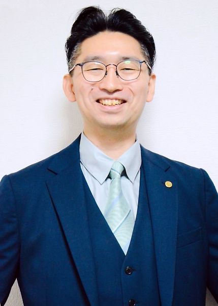 行政書士大川真幸